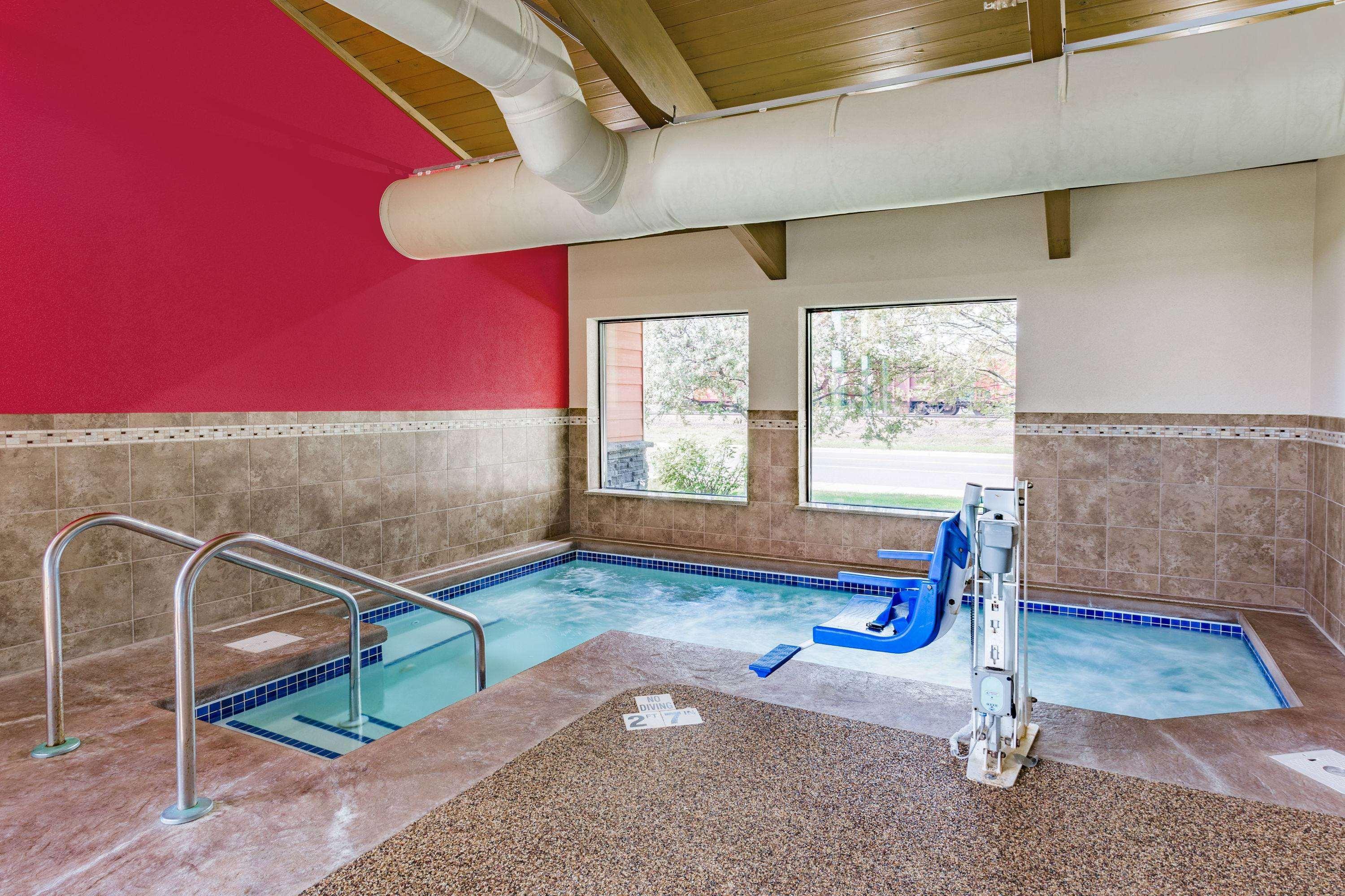Americinn By Wyndham Virginia Экстерьер фото